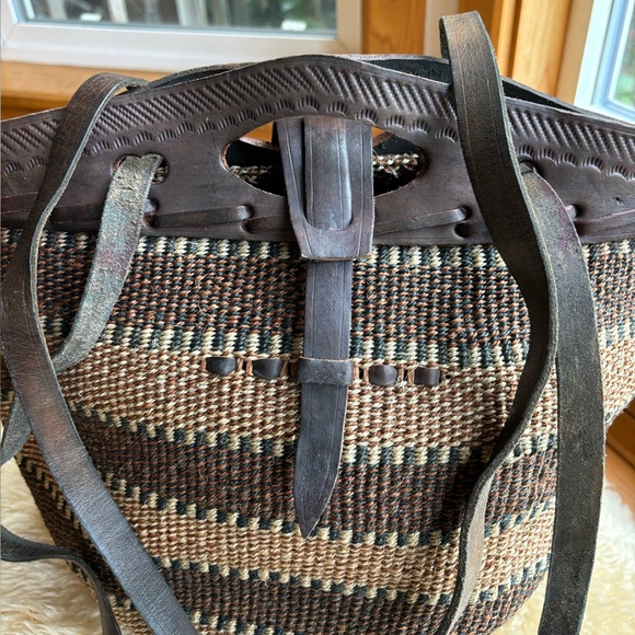 Vintage Brown Woven Leather-Trim Tote - Picture 2 of 11